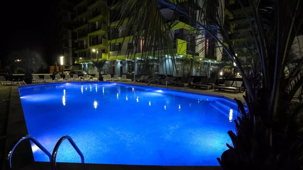 Alezzi Beach Resort นาโวดาริ ภายนอก รูปภาพ