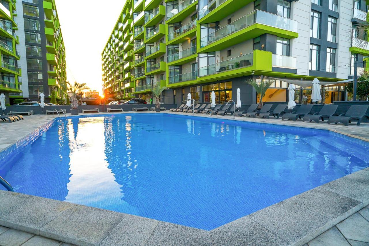 Alezzi Beach Resort นาโวดาริ ภายนอก รูปภาพ